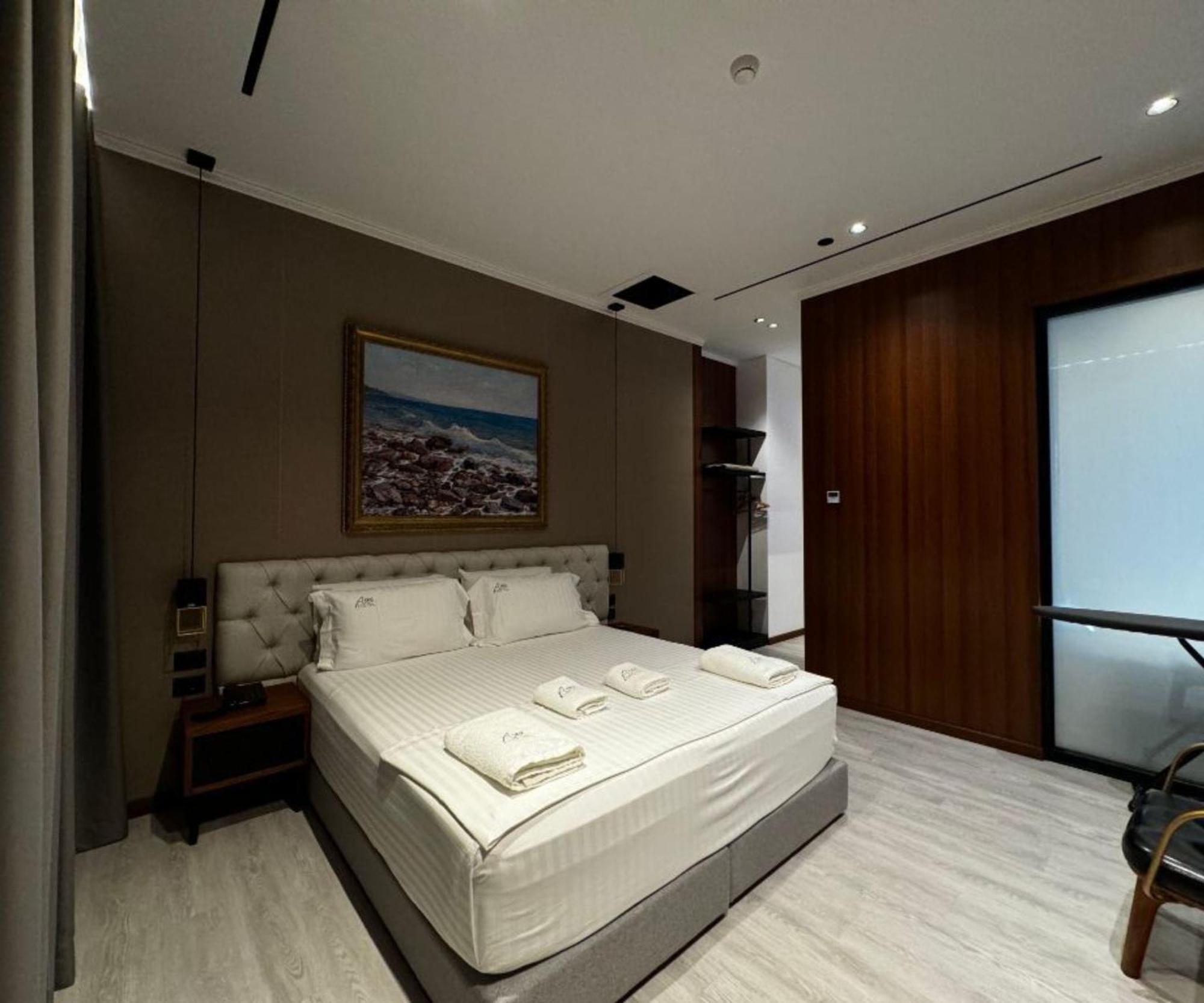 Area Hotel Ксамил Экстерьер фото
