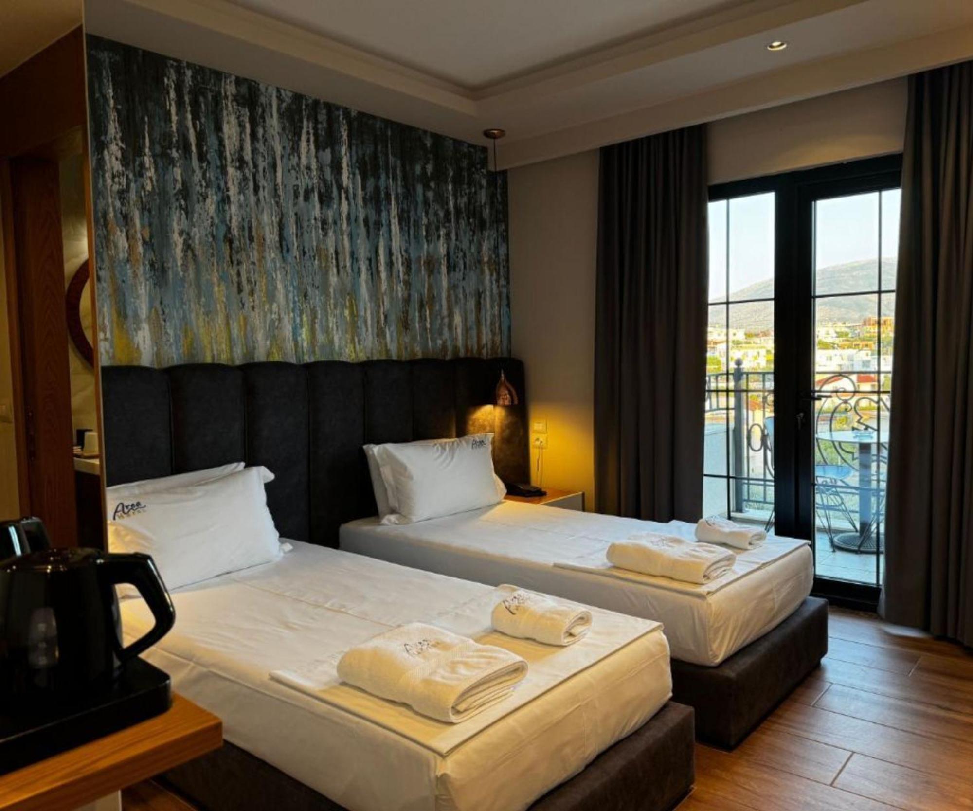 Area Hotel Ксамил Экстерьер фото